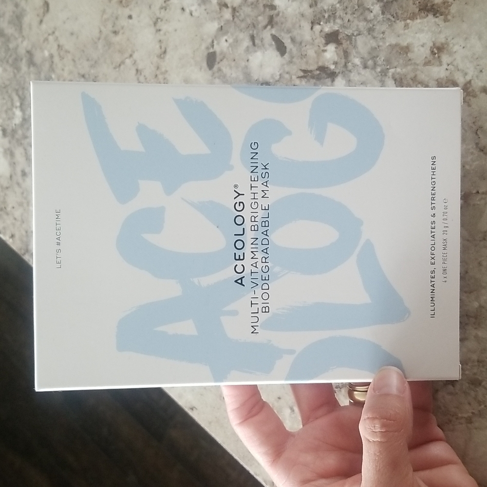 Aceology Multi-vitamin Brightening biodegradable mask